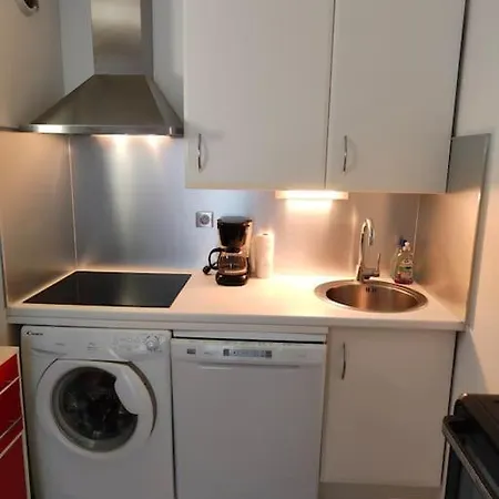 2 Pieces Avec Grande Terrasse, 3 Etoiles, Wifi, Box Pour Vehicule Et Velos Apartment *