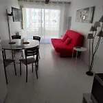公寓 2 Pieces Avec Grande Terrasse, 3 Etoiles, Wifi, Box Pour Vehicule Et Velos 莱萨布勒-多洛讷
