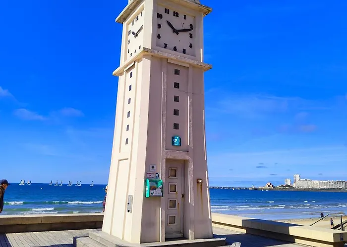 2 Pieces Avec Grande Terrasse, 3 Etoiles, Wifi, Box Pour Vehicule Et Velos 公寓